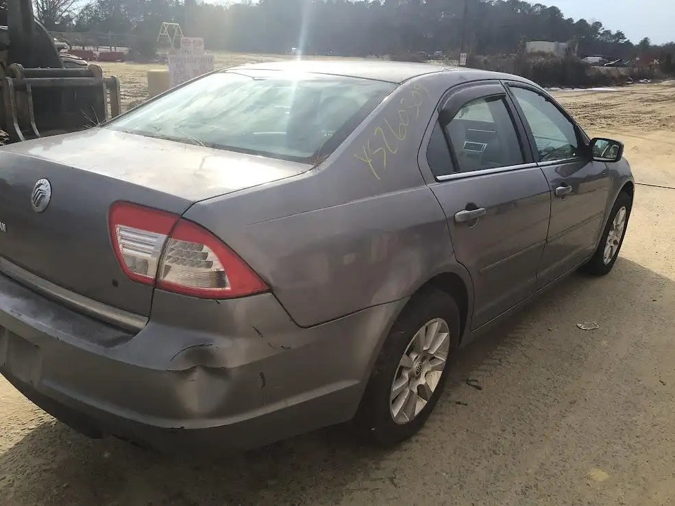 Photo of 2007 Mercury Milan