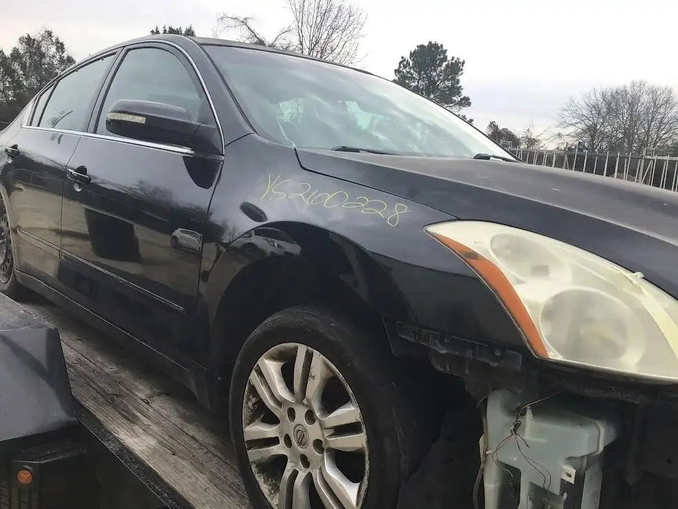 Photo of 2010 Nissan Altima