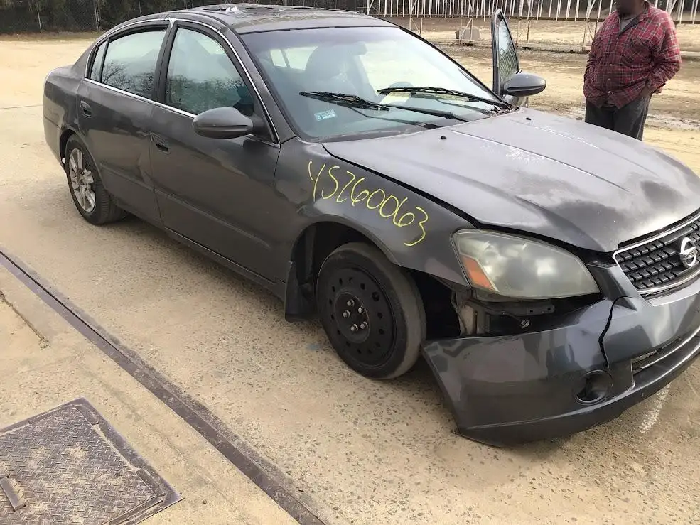 Photo of 2006 Nissan Altima