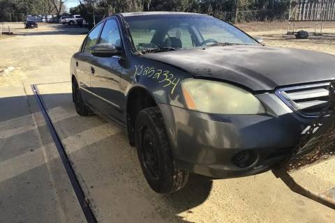 Photo of 2004 Nissan Altima