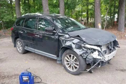 Photo of 2015 Nissan Pathfinder