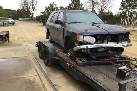 Photo of 1998 Nissan Pathfinder