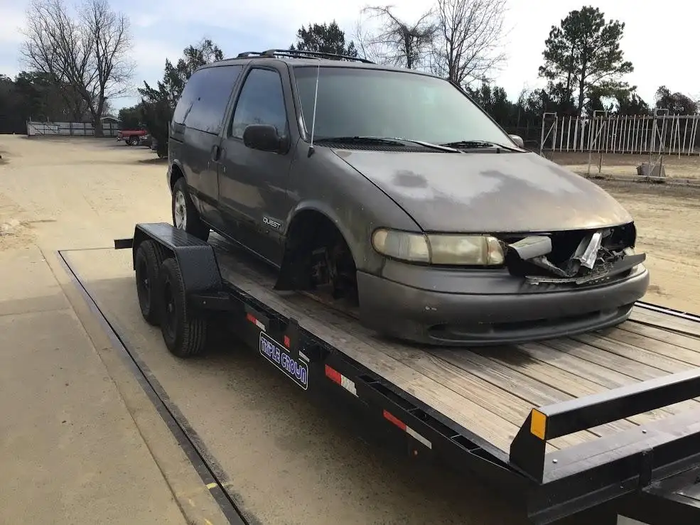 Photo of 1996 Nissan Quest