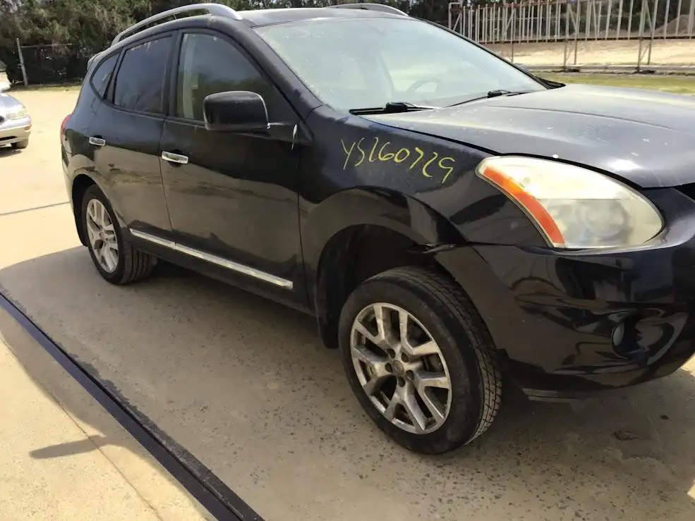 Photo of 2011 Nissan Rogue