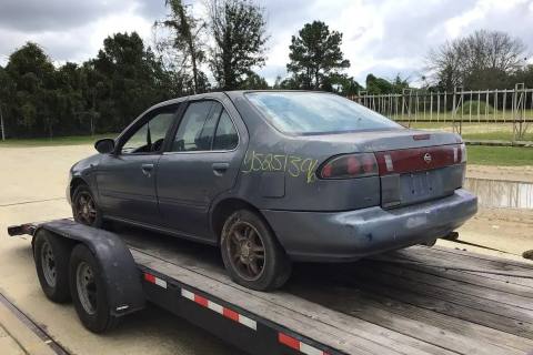 Photo of 1999 Nissan Sentra