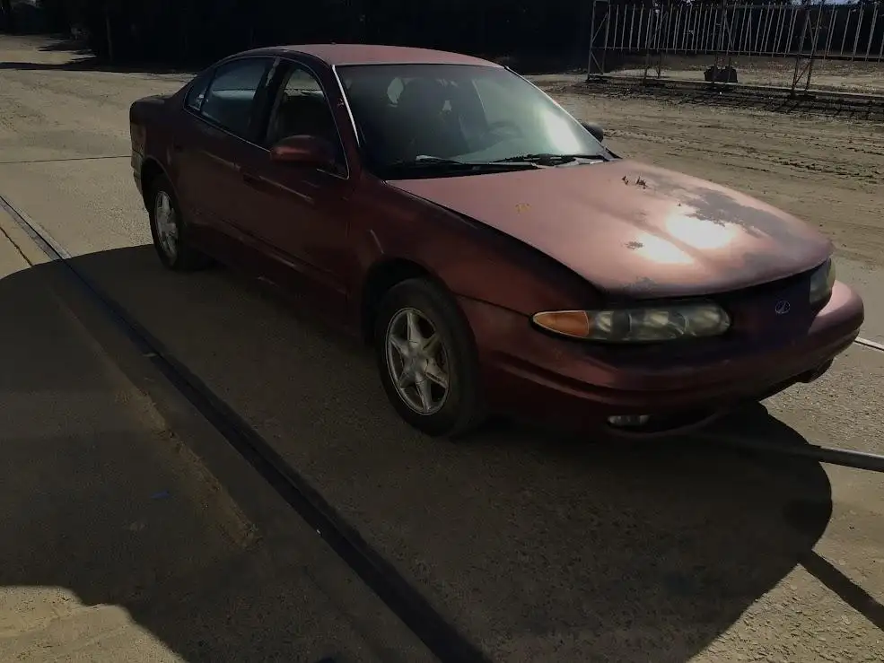 Photo of 2001 Oldsmobile Alero