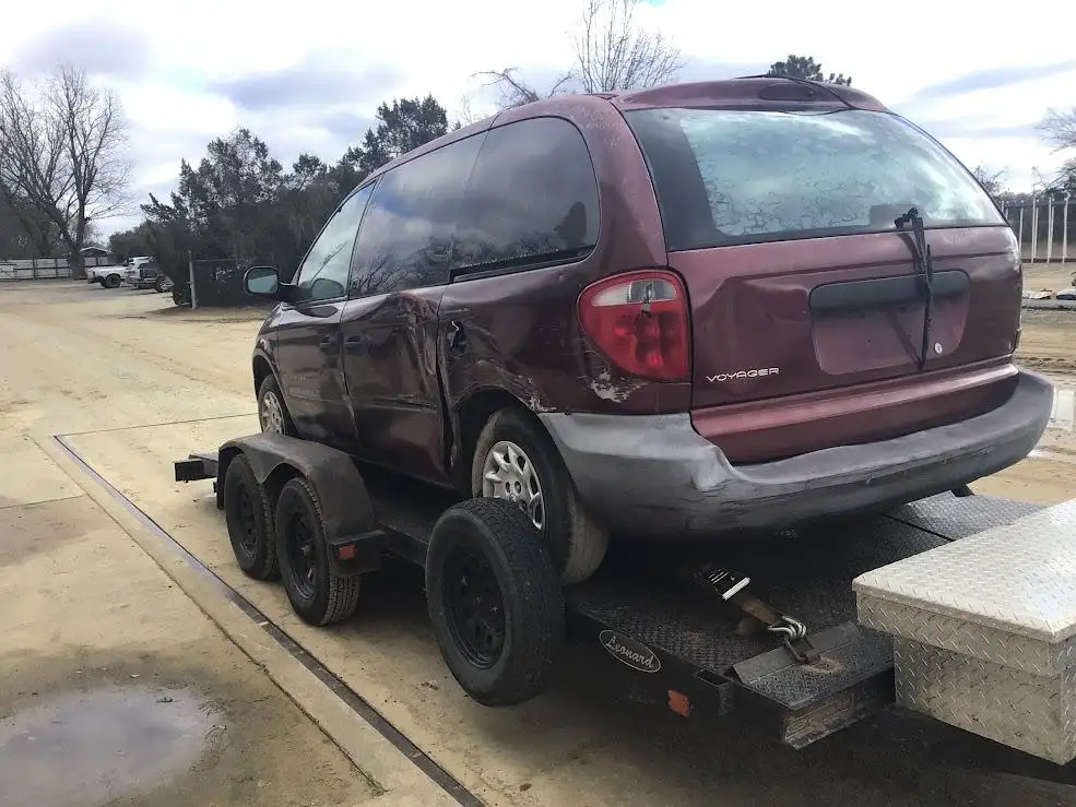 Photo of 2001 Plymouth Voyager