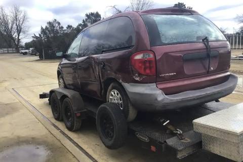 Photo of 2001 Plymouth Voyager