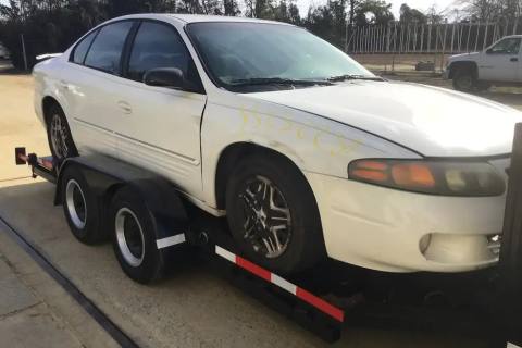 Photo of 2005 Pontiac Bonneville