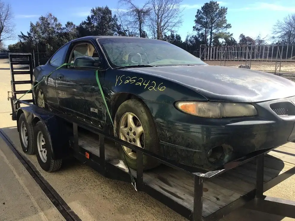 Photo of 1997 Pontiac Grand Prix