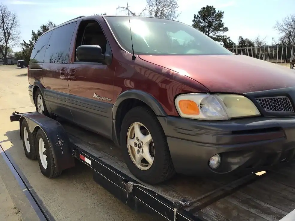 Photo of 2003 Pontiac Montana