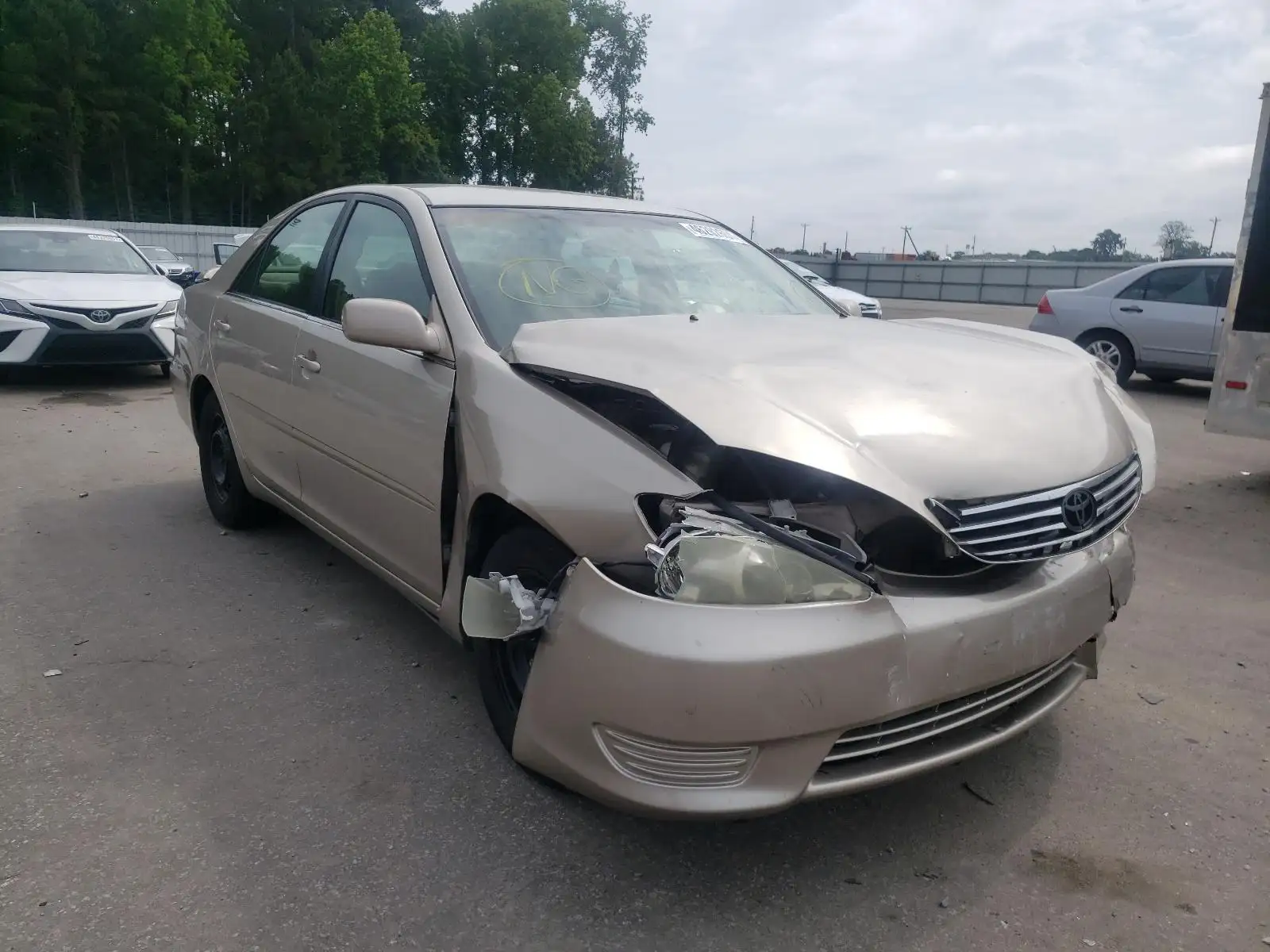 Photo of 2005 Toyota Camry