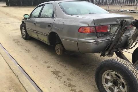 Photo of 2000 Toyota Camry