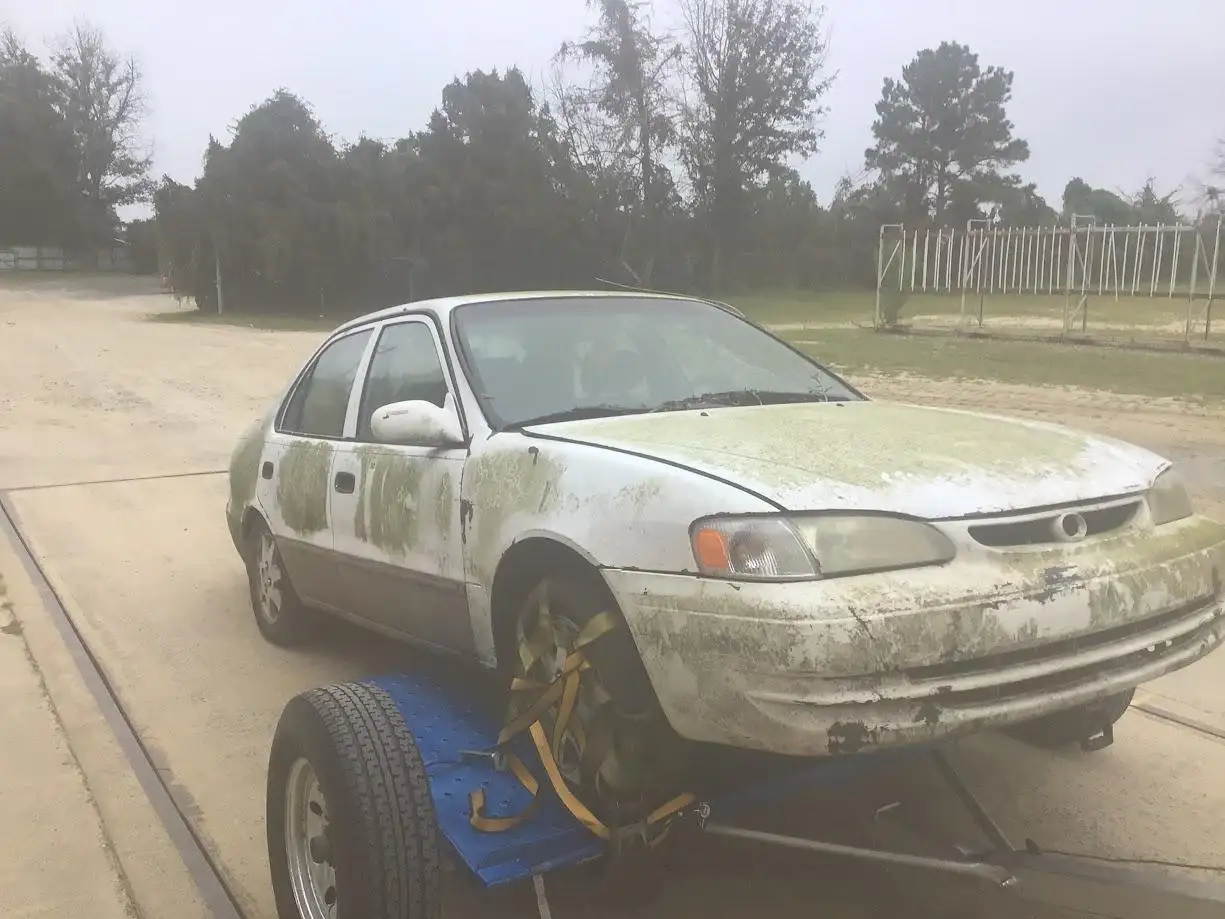 Photo of 1999 Toyota Corolla