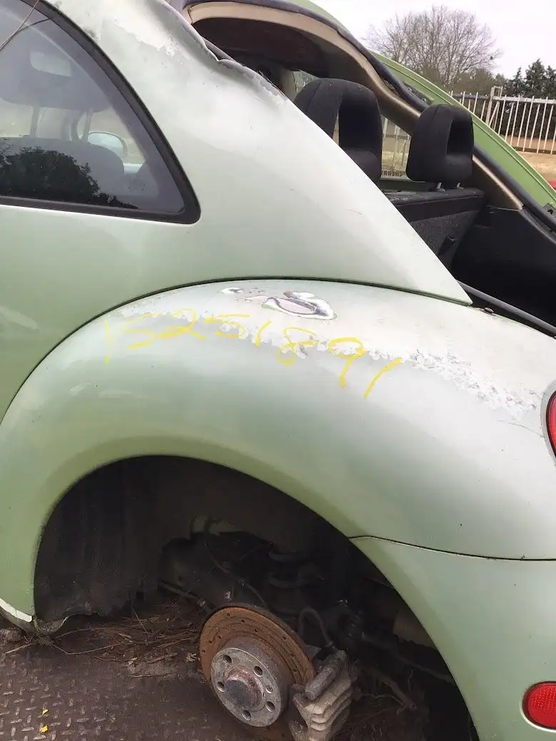 Photo of 2002 Volkswagen Beetle