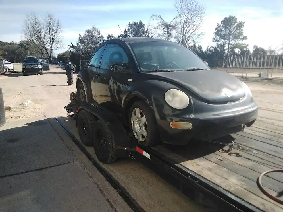 Photo of 2001 Volkswagen Beetle