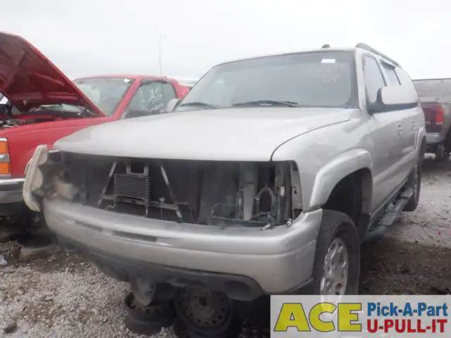 Photo of 2004 Chevrolet Suburban 1500