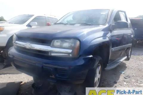Photo of 2004 Chevrolet Trailblazer