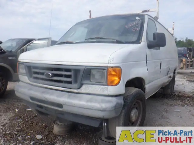 Photo of 2005 Ford Ford E150 Van