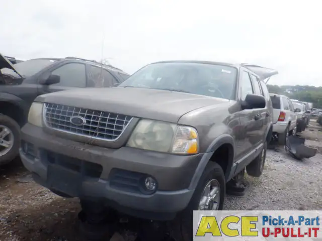 Photo of 2003 Ford Explorer