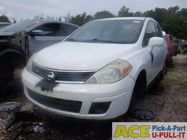 Photo of 2008 Nissan Versa