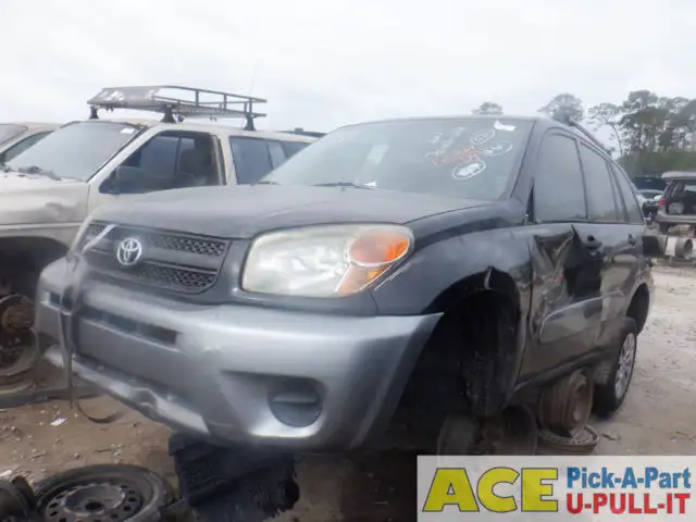 Photo of 2004 Toyota Rav4