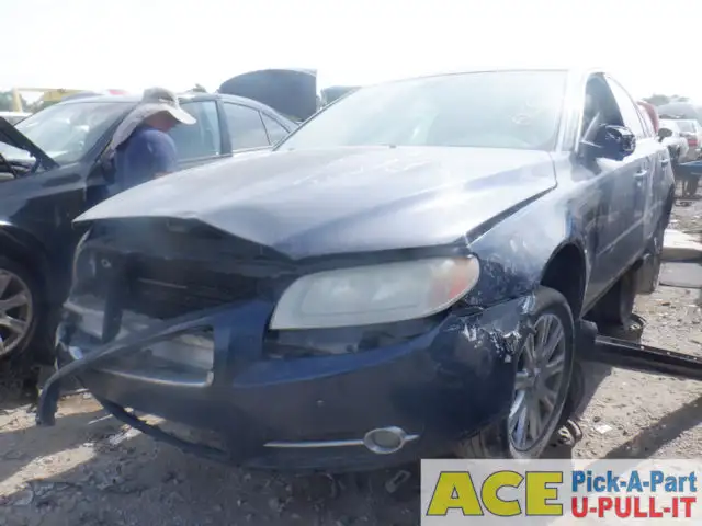 Photo of 2010 Volvo Volvo 80 Series