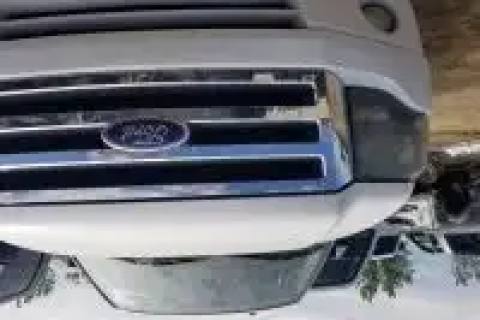 Photo of 2011 Ford Expedition
