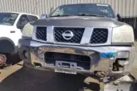 Photo of 2005 Nissan Armada
