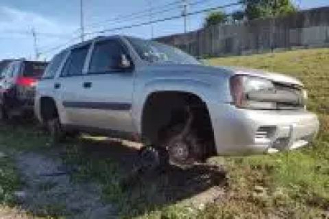 Photo of 2005 Chevrolet Trailblazer