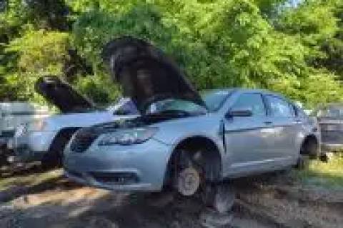 Photo of 2013 Chrysler 200