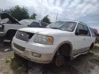Photo of 2005 Ford Expedition