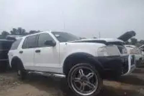 Photo of 2002 Ford Explorer