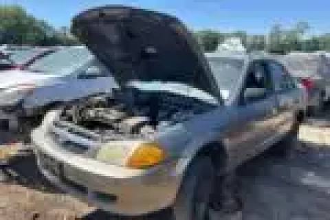 Photo of 2000 Mazda Protege