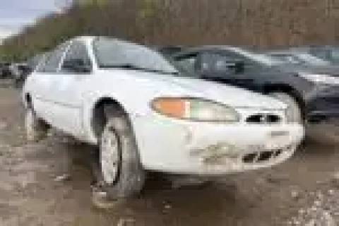 Photo of 2001 Ford Escort