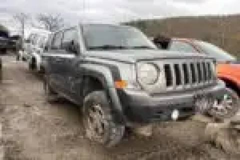Photo of 2013 Jeep Patriot