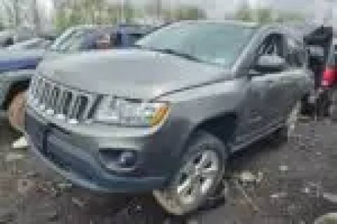 Photo of 2013 Jeep Compass