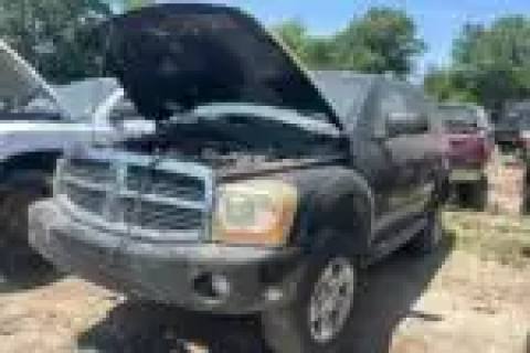Photo of 2004 Dodge Durango