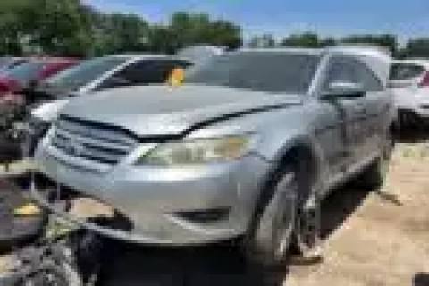 Photo of 2011 Ford Taurus